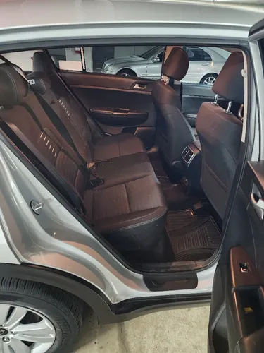 Kia Sportage 2.0 Lx L At