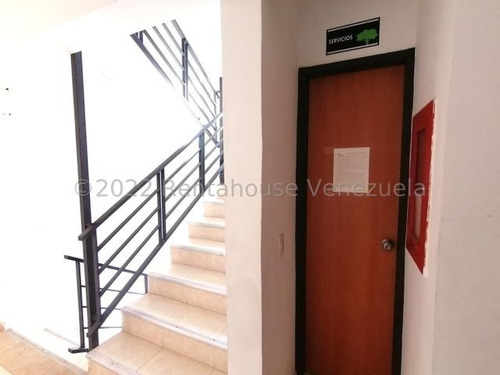 Imagen 5 de 30 de Apartamento En Venta En Cabudare Estado Lara. Centrico Y Zona Muy Tranquila. Cod # 22-27497 Para Mayor Informacion Comunicate Conmigo! 412-1498654 Profesional Inmobiliario Katty Vasquez Rentahouse Rah