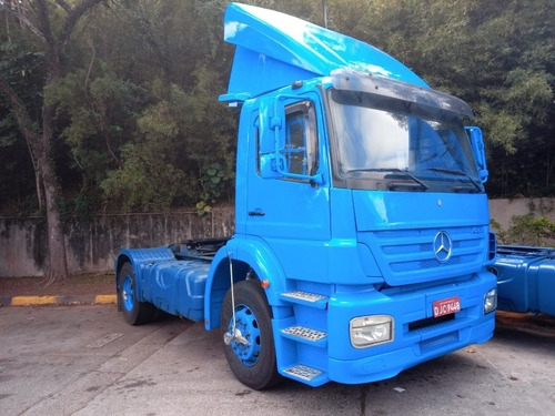 Mercedes Benz Axor 1933 Cabininha 2006