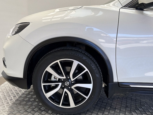 Nissan X-trail Exclusive Cvt 4wd 3row New Xtrail