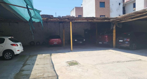 En Venta.casa 3 Dorm. 1 Depto. Local. Cocheras