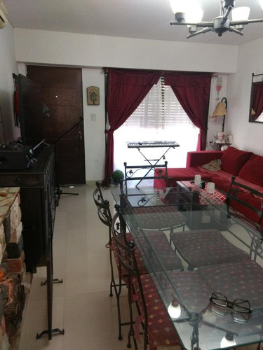 Imagen 4 de 16 de Casa En Venta 4 Ambientes- Villa Tesei- Con Buen Fondo Libre- Permuta Mayor Valor
