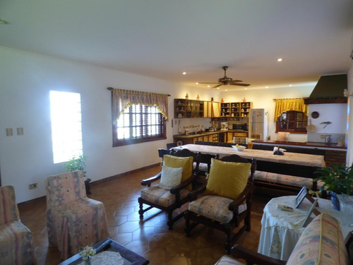 Imagen 4 de 30 de Casa En Villa Elisa - Arana E/ 158 Y 159 - Dacal Bienes Raices