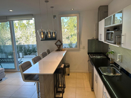 Departamento En Villa Los Remeros. 2 Amb