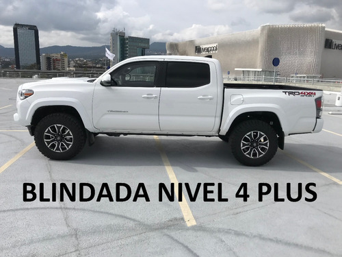 Imagen 9 de 15 de Toyota Tacoma Trd 4x4 Blindada Nivel 4 Plus 2021