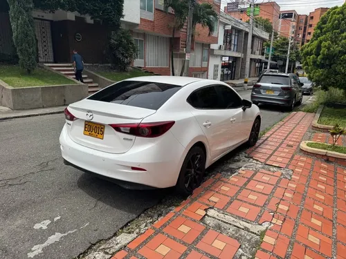 Mazda 3 2.0 Grand Touring At