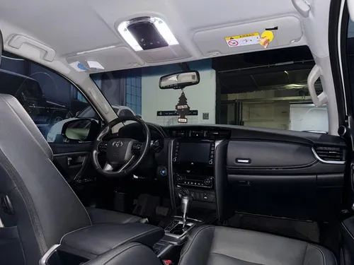 ¡ Toyota Fortuner Srv V6 4x4 Gasolina Automática 2021 !