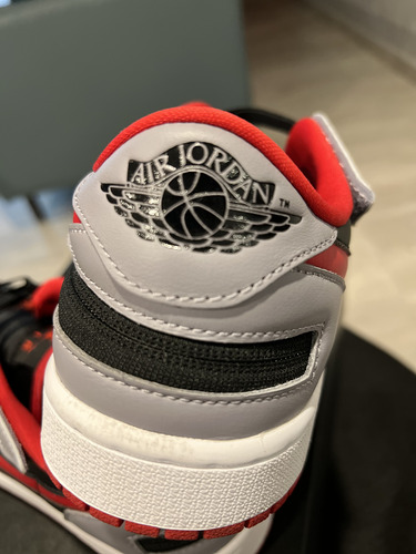 Air Jordan 1 Low Easyon - Talla 8 (2 Puestas) (Usado)