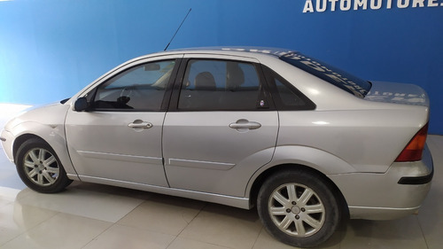 Imagen 10 de 18 de Ford Focus 2007 Ghia 1.8 Tdci