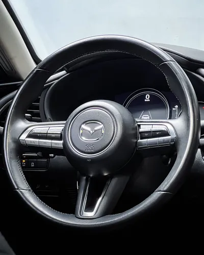 Mazda 3 Grand Touring B2+