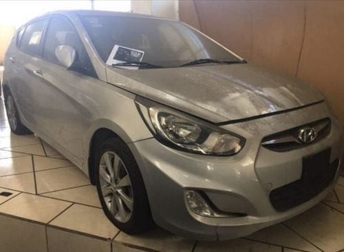 Imagen 5 de 6 de Hyundai Accent Gl Gl