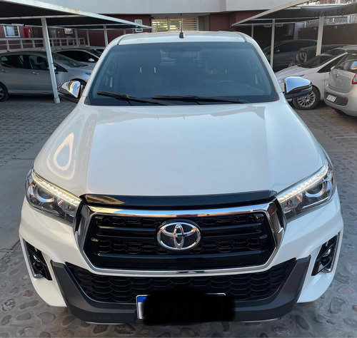 Imagen 10 de 14 de Toyota Hilux 2019 2.8 Cd Srx 177cv 4x4 At