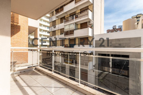 Imagen 2 de 24 de Venta Departamento 2 Dormitorios / Patio Y Parrillero