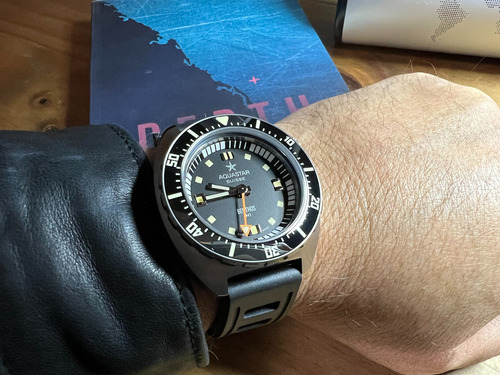 Reloj De Buceo Aquastar Benthos H1 500mts Automatico Suizo Negro Negro Negro (Usado)