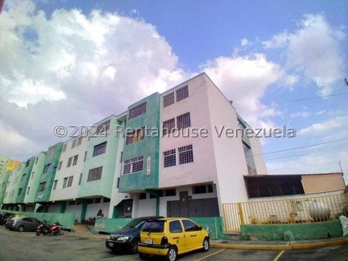 Apartamento En Venta En Parroquia Juan De Villegas, Lara/*/ Cesar Bullones Vende/*/