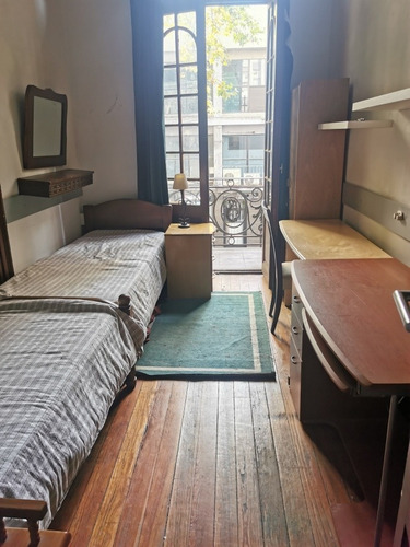 Residencia Estudiantil Femenina Y Otra Mixta