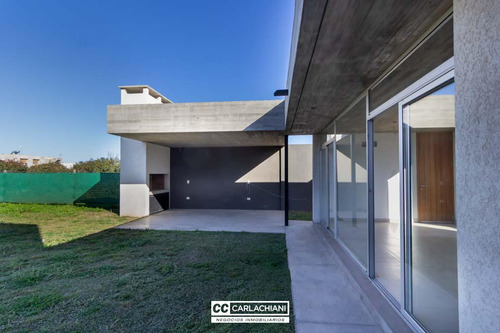Casa En Venta Funes Don Mateo - Estrenar 3 Dormitorios