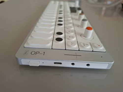 Op 1 Field Sintetizador Teenage Engineering + Case | MercadoLivre