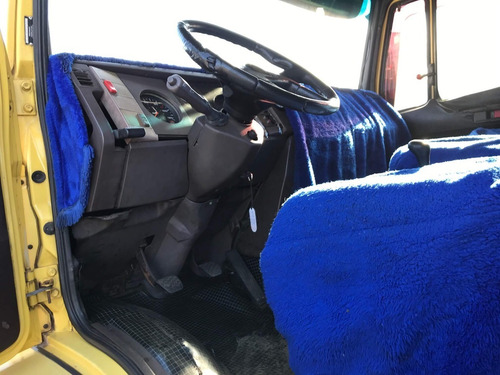 Mercedes Benz 1218 Ano 1993 Baú