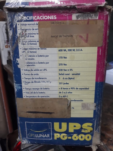 Ups + Estabilizador De Tensión Modelo Pg-600 Blanco