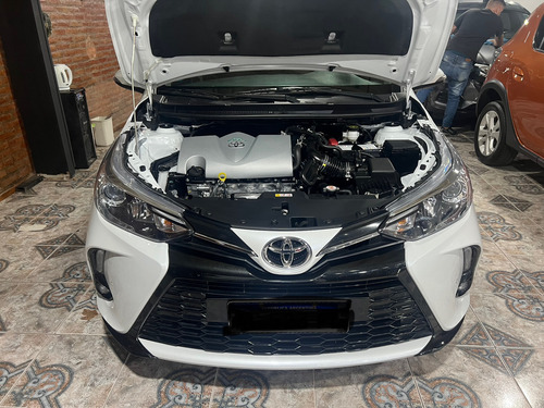 Toyota Yaris 1.5 107cv Xls Cvt Sedan