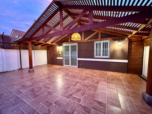 Excelente Casa En Arriendo De Un Piso - Barrio Los Ciruelos
