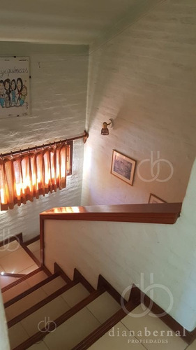 Imagen 12 de 17 de Casa De 5 Dormitorios Y Piscina En Altos Del Pinar. Venta Y Venta Anual