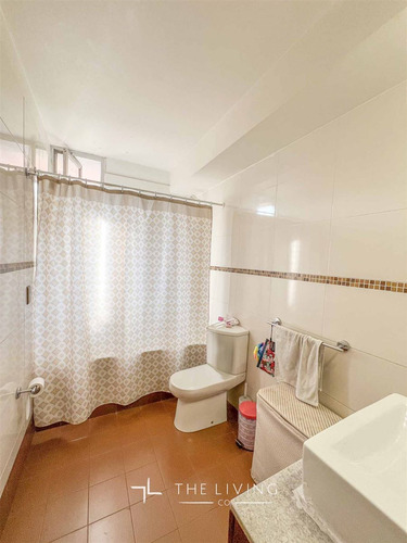 4 Dorm. U. San Sebastián, Metro Tobalaba. Iglesia El Bosque