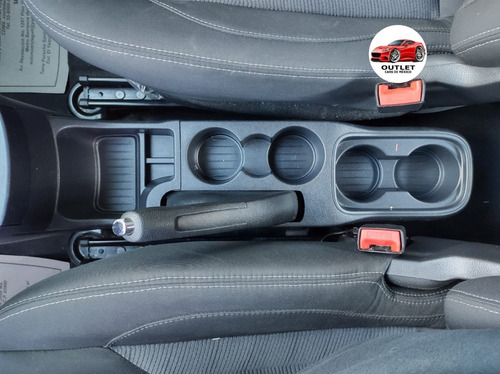 Imagen 10 de 15 de Ford Figo Titanium 2017