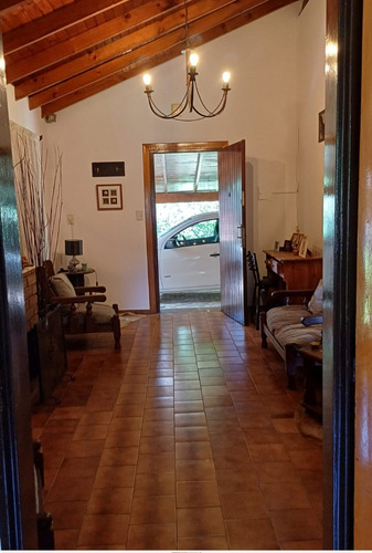 Casa Tres Ambientes Con Quincho Y Pileta