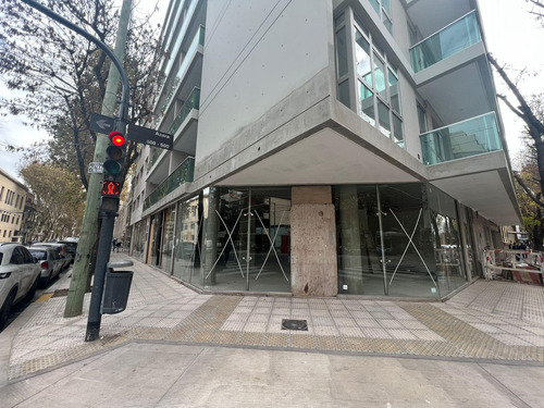 A Estrenar Zocalo Comercial 220 M2 Opcion Menos M2