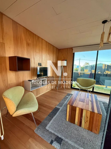 Vende Casa De 3 Dormitorios En La Juanita, Jose Ignacio.