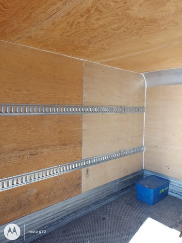 Camión Hino 300 816 Caja Seca Transmisión Manual Año 2019