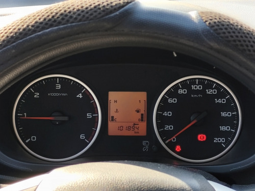 Mitsubishi L200 L200 D/C 2.4 KATANA CR 4X2 LLANTAS/CROMADO