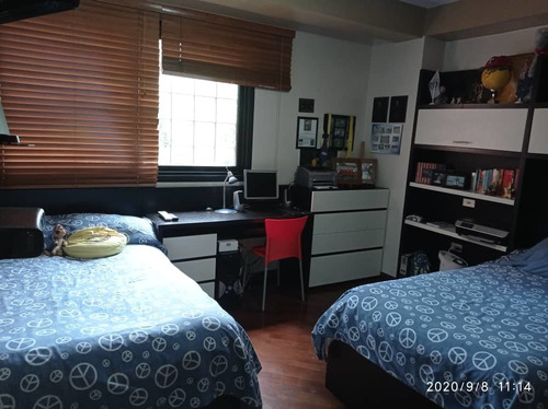 Imagen 18 de 22 de En Venta Amplio Y Lujoso Apartamento En El Parral