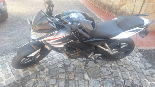 Moto Rouser 200 C.c