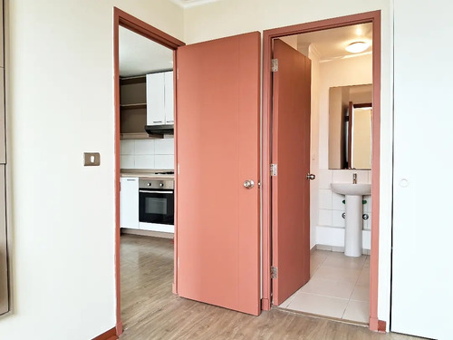 Llano Subercaseaux Oriente, Semi Nuevo 1dor + 1bod