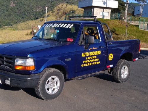 Ford F-1000 4.9