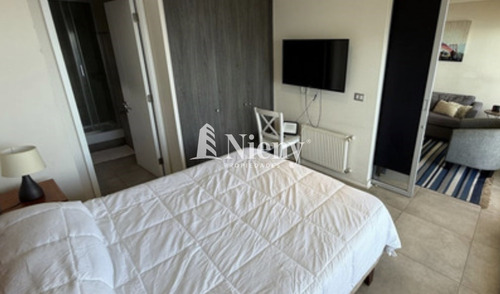 Departamento En Venta De 2 D, 2 B. En Viña Del Mar