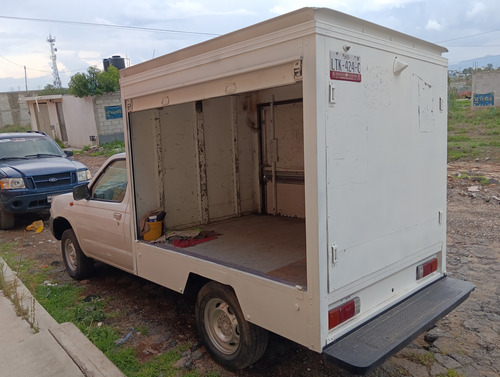 Nissan NP300 2.5 Tdi Chasis 4x4 Mt