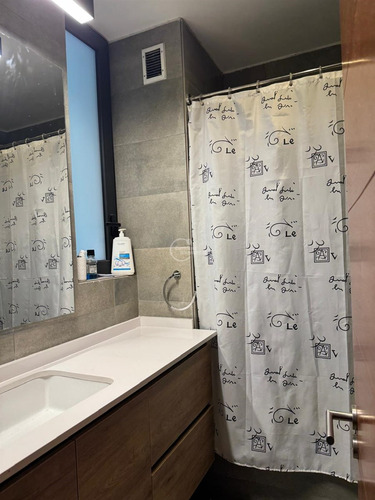 Departamento En Venta De 3 Dorm. En Lo Barnechea