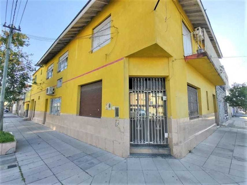 Nuevo Precio** Dueño Vende Gran Casa Desarrollada En Dos Plantas Con Local Comercial (actualmente Panadería) Y Horno Panadero