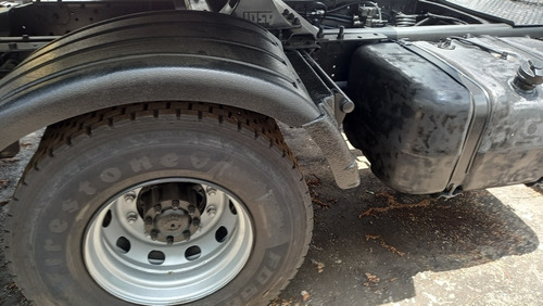 Imagem 6 de 14 de Vw 18.310 2003 Titan Defletor Temos Outro Branco