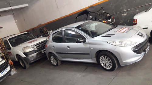 Peugeot 207 1.4 Xr 2010