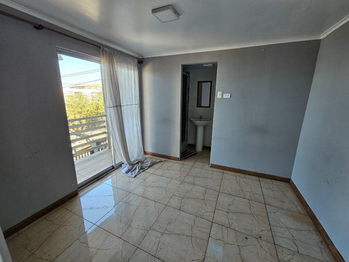 Hostal En Arriendo - Sector Sur De Iquique