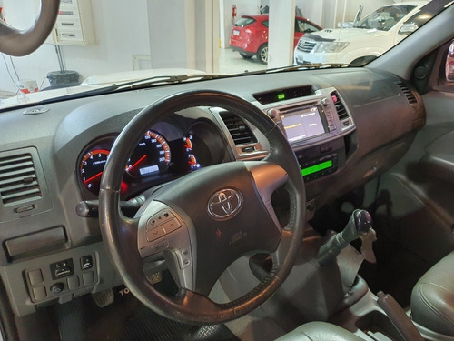Toyota Hilux 3.0 Cd Srv Cuero I 171cv 4x4 2012