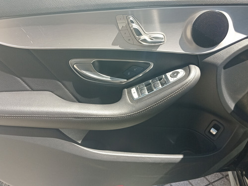 Mercedes Benz Clase C C300 2.0 Sedan