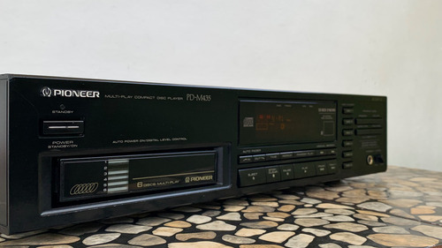 Pioneer Reproductor De Cd Magazine Pd-m435 8fs 20-bit- Dlc Negro (Usado)