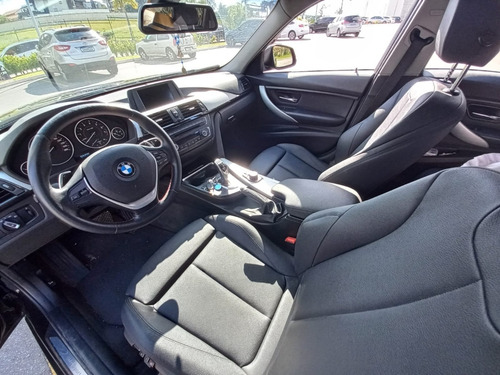 Imagem 9 de 13 de Bmw 320i | Activeflex/turbo 2.0 | 16v 184cv 4p. Aut