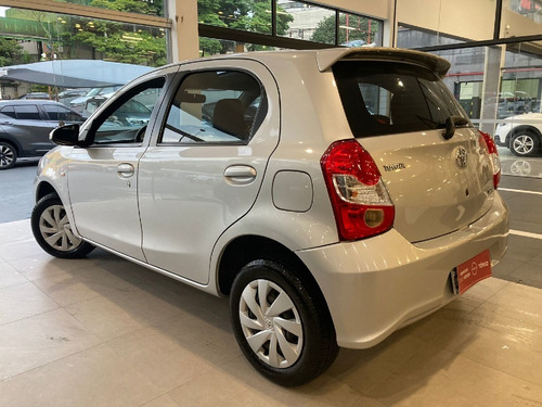 Imagem 6 de 11 de Toyota Etios 1.5 Xs 16v Flex 4p Manual